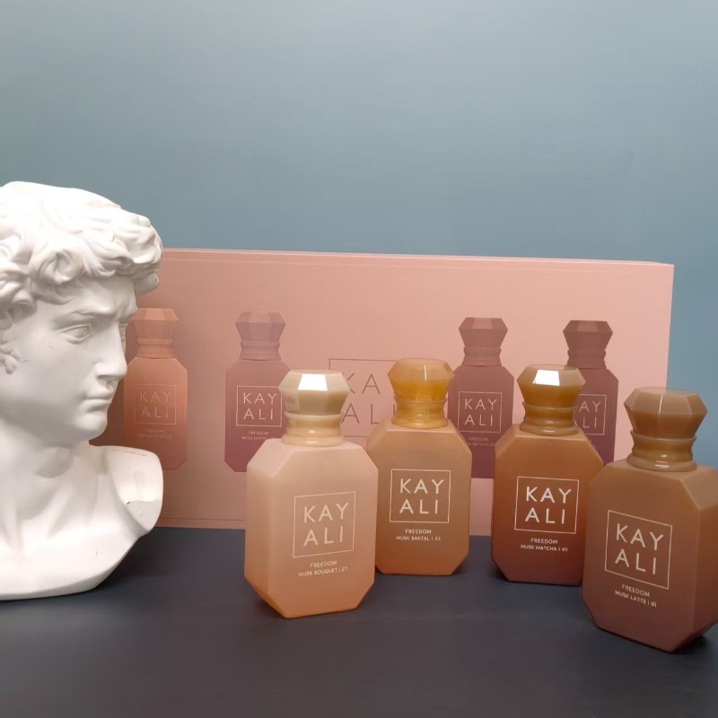 Set de Perfumes Unisex KAYALI  - Perfume Fragrance Couture reseña y precio